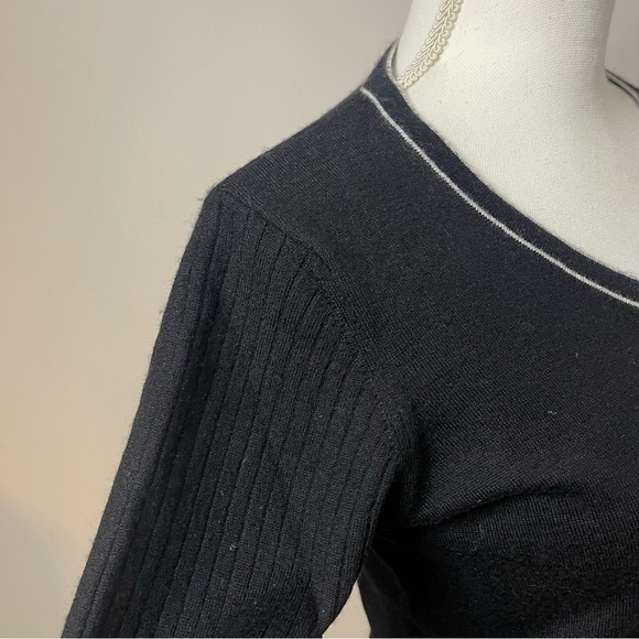 Nike Golf Wool Blend V-neck Sweater - Picture 3 of 9